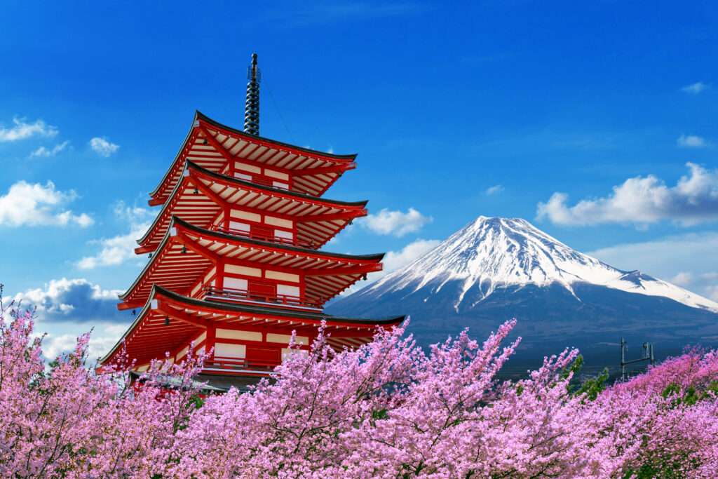 Must Visit Countries in 2023 Check out Now! 4 cherry blossoms spring chureito pagoda fuji mountain japan