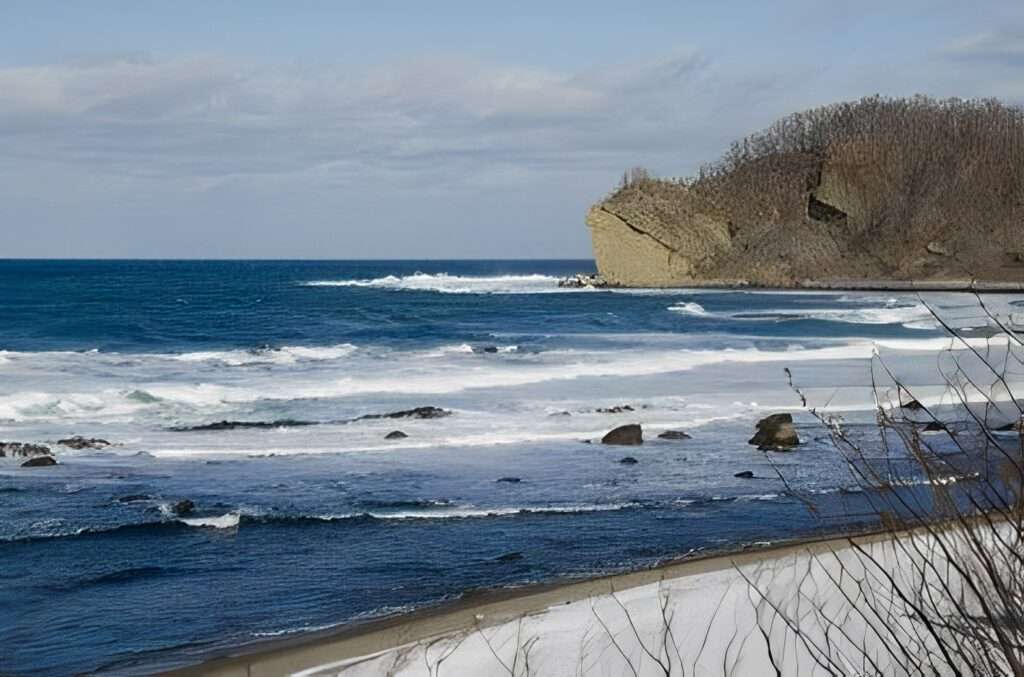 These Unique Location in Japan has combination of Beach and Mountains Activities in 2023. See now! 3 unpopular location of japan