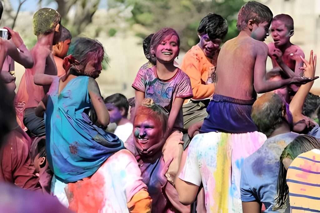 What are the top 5 Places to Visit in India for Holi? see now 3 udaipur holi