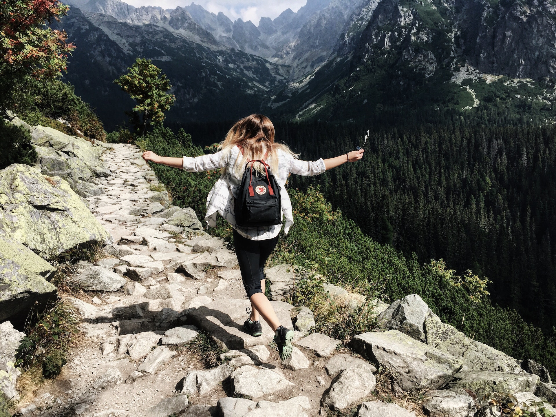 Want to Travel the World Solo? Here's Solo Traveling Ultimate Guide 2023 1 solo traveling